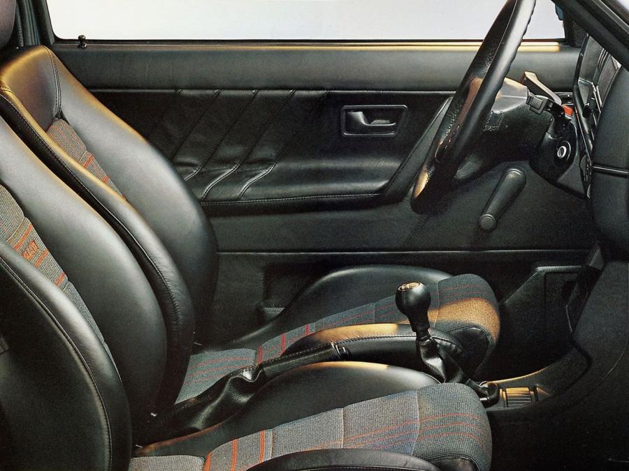 Volkswagen Golf Rallye G60 1989 года  (фото 3 из 10)